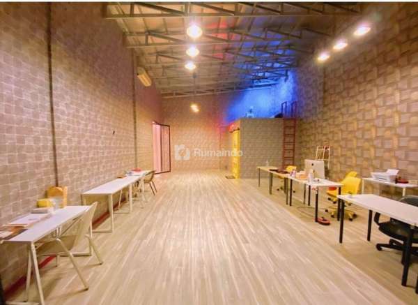 JUAL RUMAH CANTIK PETUKANGAN