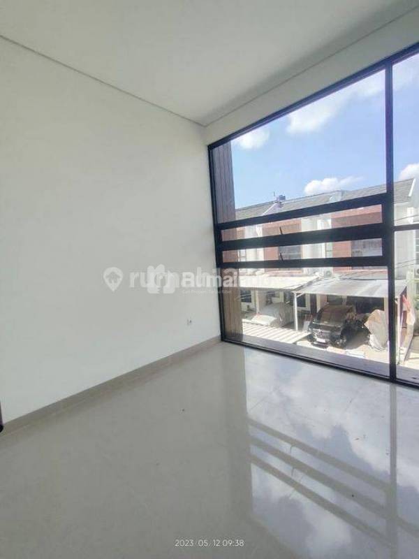 Rumah 2 Lantai Baru di Pangkalan Jati - Cinere, Depok