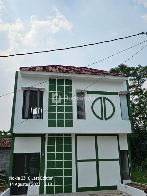 Rumah 2 Lantai Dekat Stasiun Cilebut Bogor