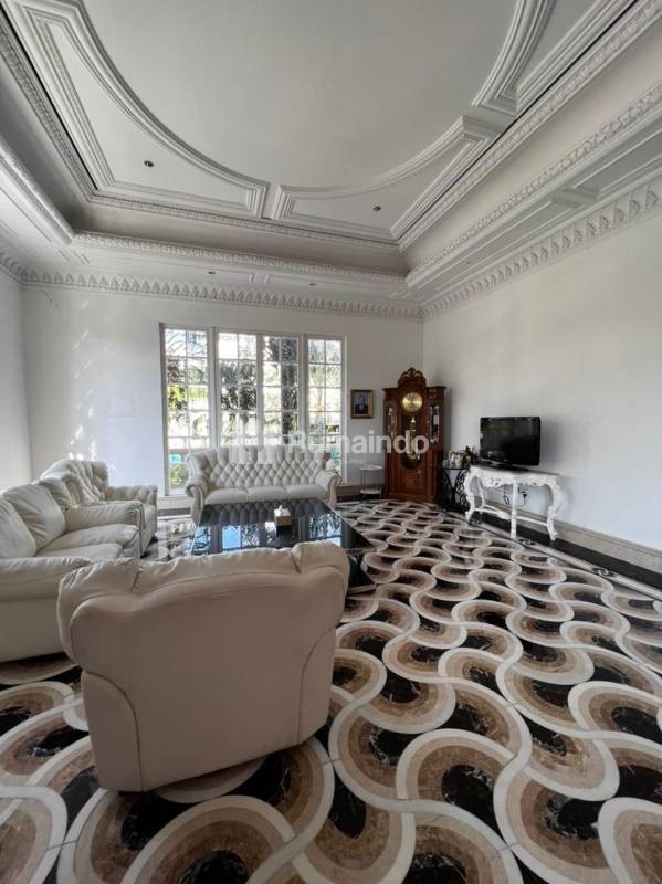 Rumah DIJUAL PIK BGM Ebony uk 1045m2 Elegant at Jakarta Utara