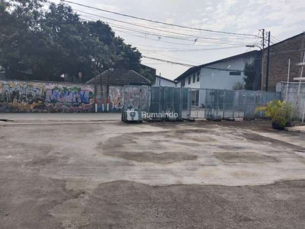 Dijual Gudang dan Kantor di Jln. Daan Mogot KM 19 Jurumudi, Tangerang