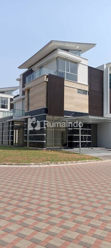 Rumah Dijual PIK Golf Island The Mozart Signature LT517m2 at Jakarta Utara