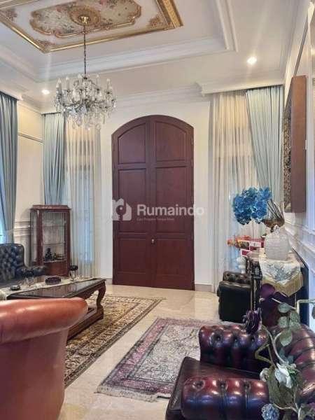 Dijual Rumah Area Premium Lokasi Taman Radio Dalam Kebayoran Baru Jakarta Selatan