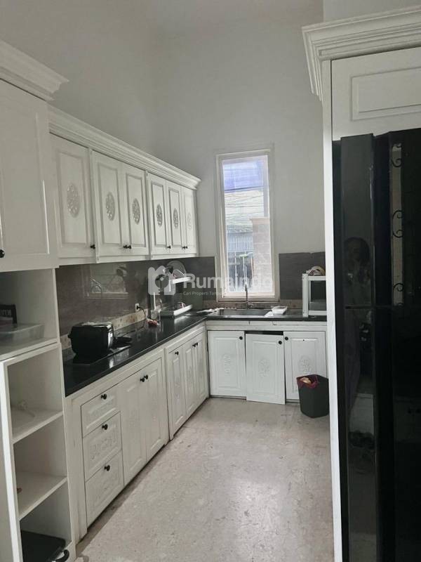 Dijual Rumah Area Premium Lokasi Taman Radio Dalam Kebayoran Baru Jakarta Selatan