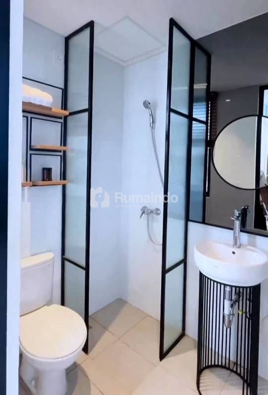 Rumah Ready Waterfront Lippo Cikarang Dekat Tol Cibatu