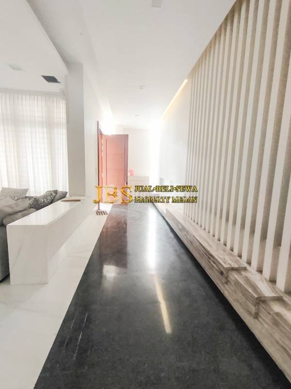 Dijual Villa Lux Komplek Cemara Asri Jalan Seroja (Row Besar)