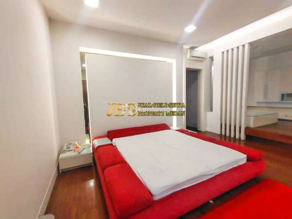 Dijual Villa Lux Komplek Cemara Asri Jalan Seroja (Row Besar)