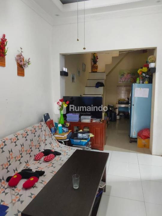 Dijual Rumah Minimalis  di Perum Gading Elok 1