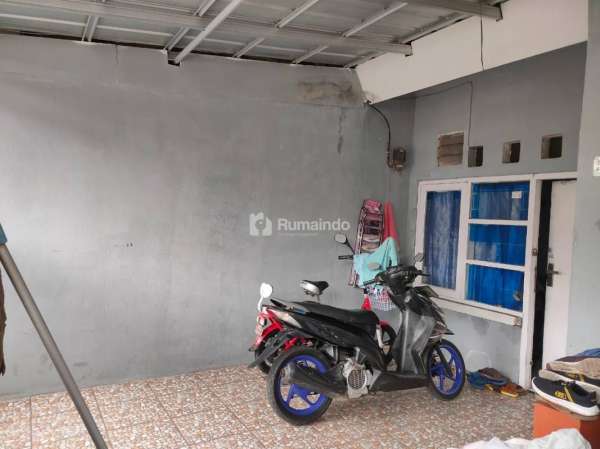 Dijual Rumah Minimalis  di Perum Gading Elok 1