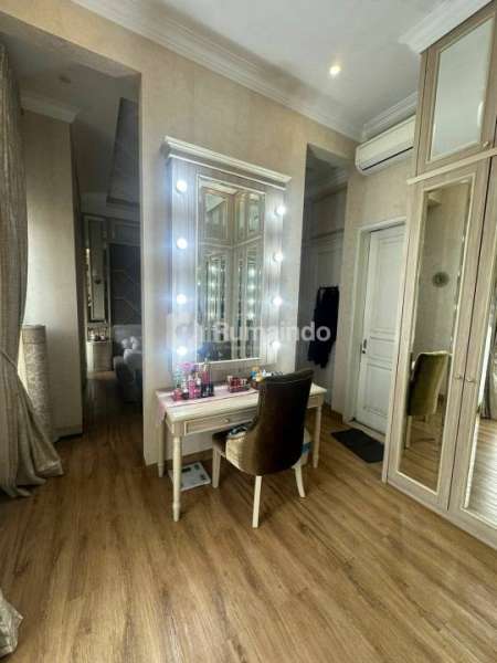 Rumah Siap Huni Full Furnish & Interior 2 lantai di Cempaka Putih Jakarta Pusat