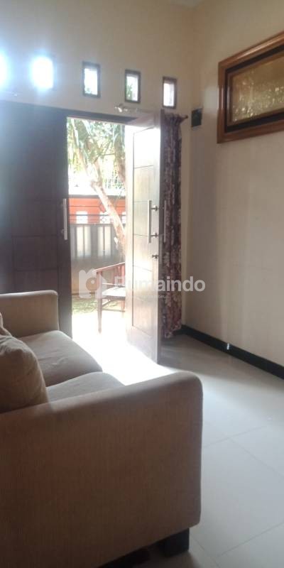 RUMAH 2 LANTAI PONDOK KACANG