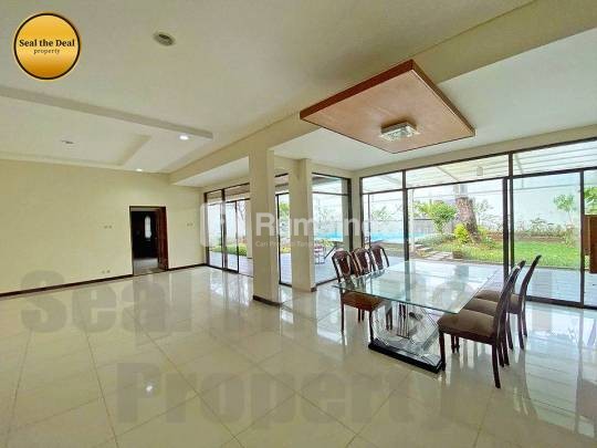 Disewakan Rumah di Area Kuningan Jakarta Selatan STD294