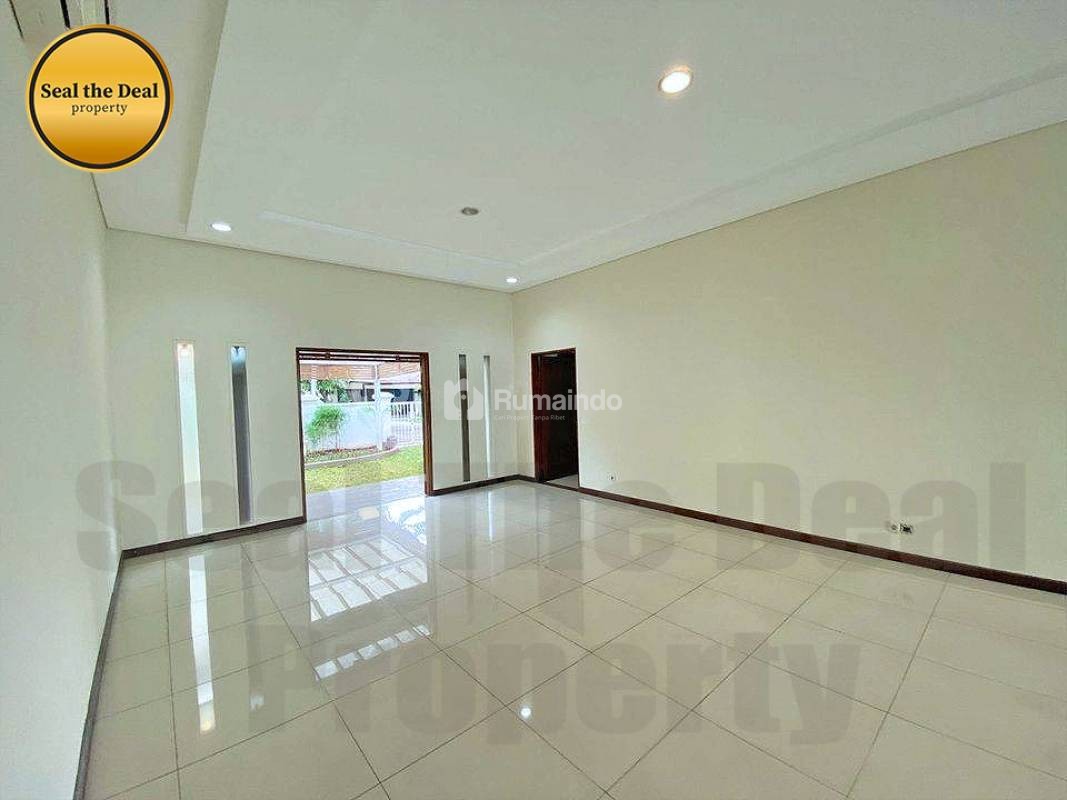 Disewakan Rumah di Area Kuningan Jakarta Selatan STD294