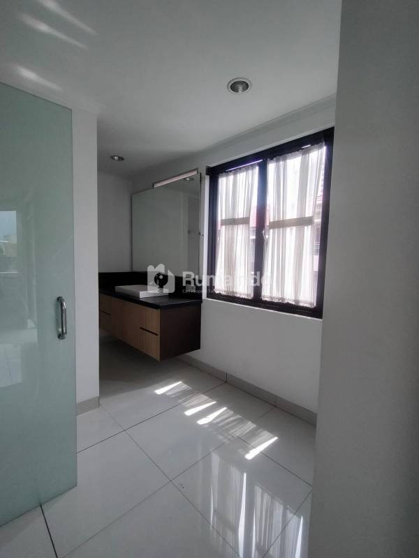 Dijual Sudirman Town House - Kota Bandung