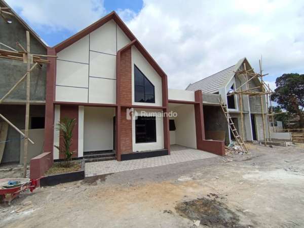KPR RUMAH UTARA PASAR GODEAN DP 10%