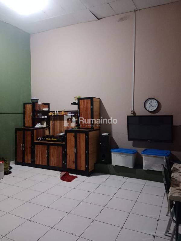 Di Jual Rumah dan 11 Kontrakan Daerah Cikarang Barat