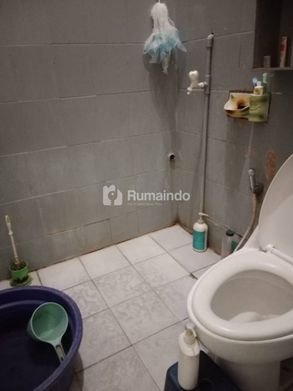 Di Jual Rumah dan 11 Kontrakan Daerah Cikarang Barat