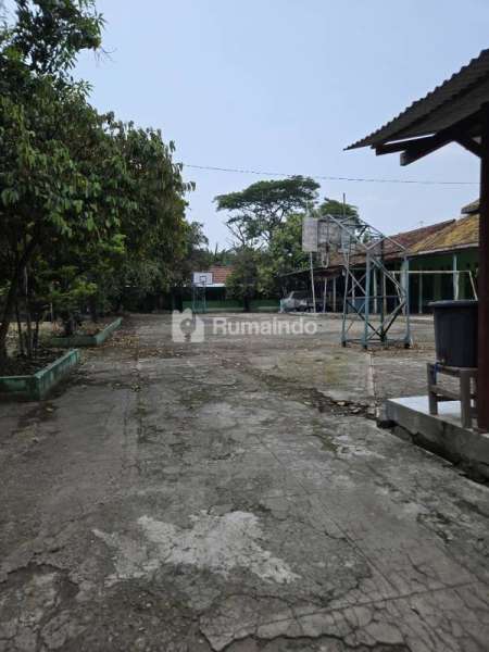 Tanah Luas Strategis Untuk Investasi di Taman Madiun