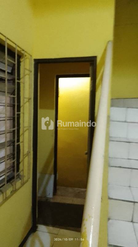 Ruko bawah 2 M DIJUAL RUKO PANJI MAKMUR  Lokasi Raya Panjang Jiwo 46-48, Surabaya