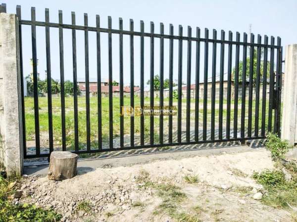Dijual Tanah Kosong Cocok untuk Bangun Gudang di Daerah Mabar Hilir
