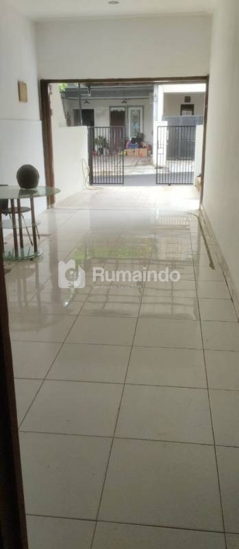 DISEWAKAN RUMAH DALAM KOMPLEK TAMAN BINTARO RENGAS