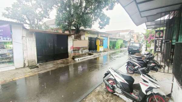 Tanah Daerah Lawang Dekat Pasar Lawang, Fasilitas Umum (Sekolah, Rumah Sakit, Pasar,Poros Jalan) Cocok untuk dibangun Ruang Usaha