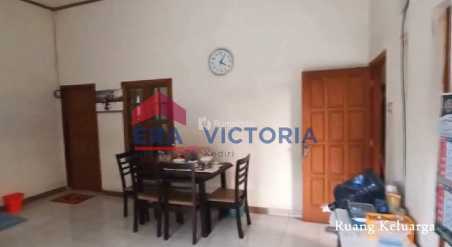 Disewakan Rumah di Kuwak Kota Kediri Terdapat AC 3 menit dari stadium brawijaya