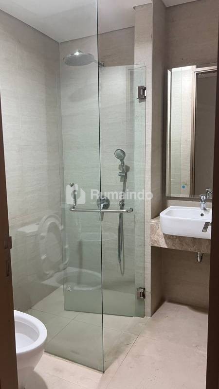Ready 4 Br Apartemen Gold Coast Terrace PIK Uk.120m2 Jakarta Utara, For Sale