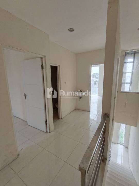 Dijual/Disewakan rumah di perumahan Wadung  Asri Permai Regency, Sidoarjo