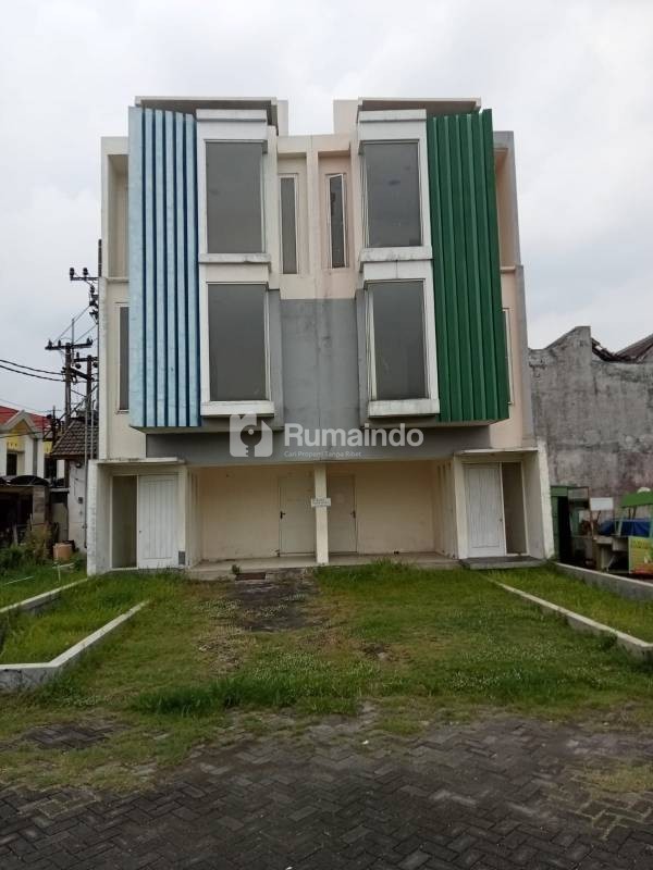 Dijual/Disewakan rumah di perumahan Wadung  Asri Permai Regency, Sidoarjo