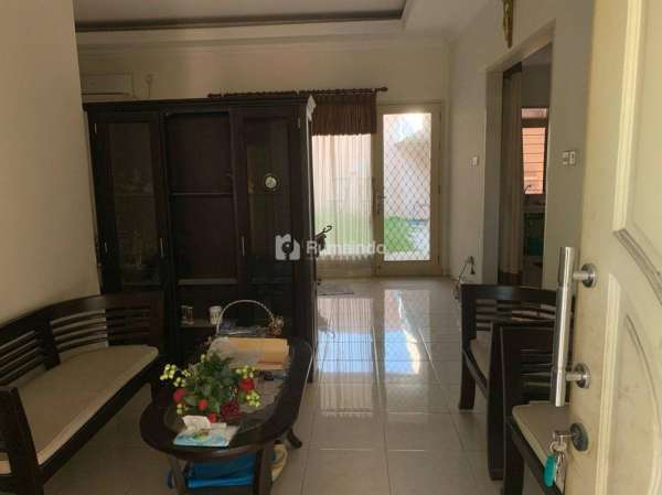 ‼️ *Harga Termurahhh, Dijual Rumah di Kutisari Indah, Dekat Kampus Petra dan Ubaya*‼️