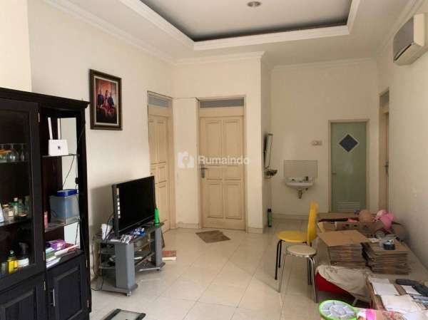 ‼️ *Harga Termurahhh, Dijual Rumah di Kutisari Indah, Dekat Kampus Petra dan Ubaya*‼️