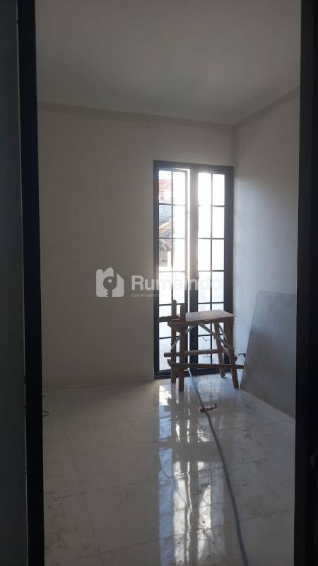 Jual rumah baru rungkut surabaya timur