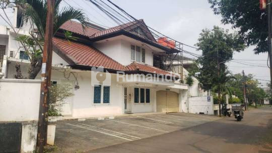Turun Harga, Dijual Cepat Rumah di Jl. Wijayakarta Raya, Kuningan Barat, Mampang Prapatan, Jakarta Selatan