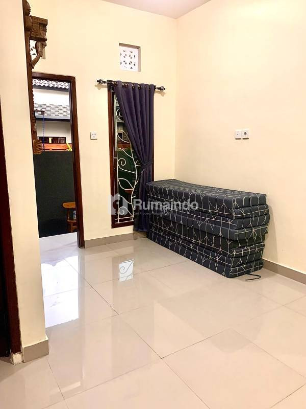 Di sewakan Rumah Di Puri Gading Area Blong Keker Fully Furnish