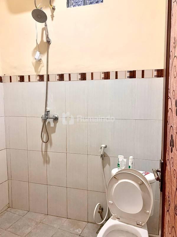 Di sewakan Rumah Di Puri Gading Area Blong Keker Fully Furnish