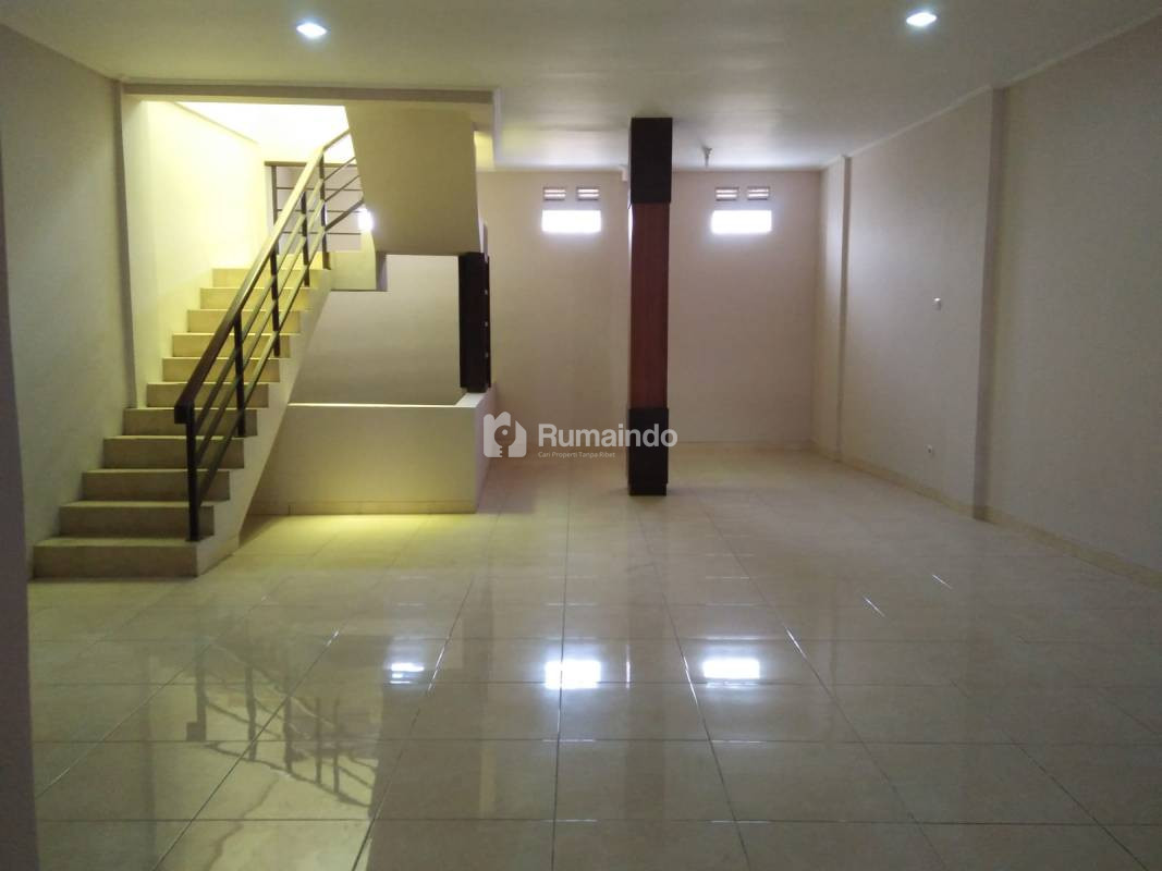For Sale  Rumah sayap Cicendo Pusat kota Bandung