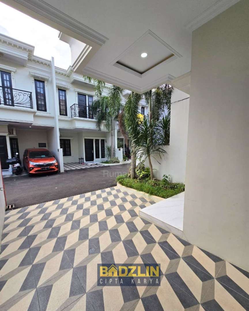 Rumah mewah desain klasik modern di Jagakarsa, Jakarta Selatan