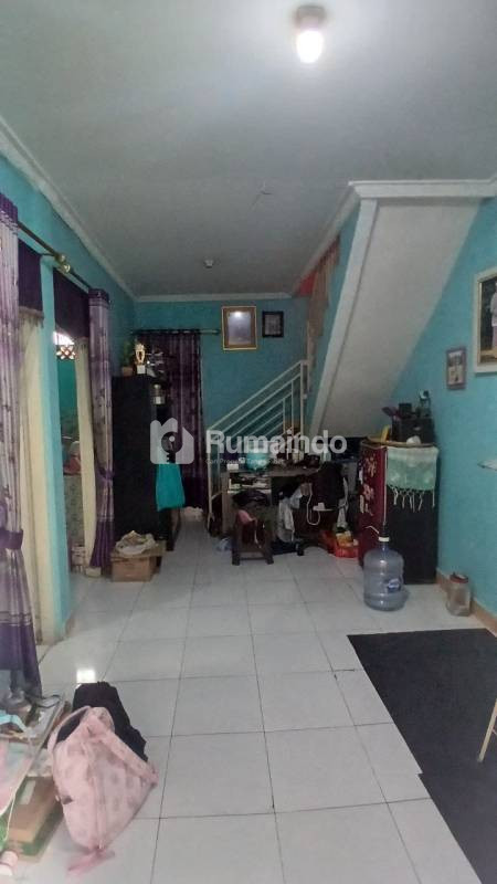 Rumah secondary 2 lantai termuraaaah...