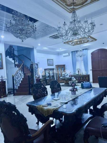 Dijual Rumah Area Premium Lokasi Taman Radio Dalam Kebayoran Baru Jakarta Selatan