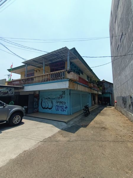 Kebayoran Lama - Ruko Dan Rumah Di Pinggir Jalan Raya Dengan Akses Jalan 3 Mobil